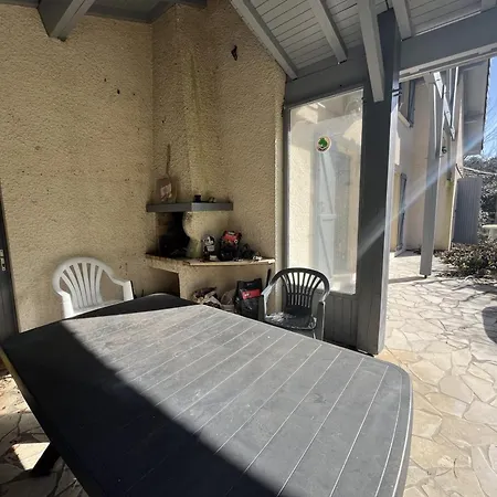 Maison Familiale Avec Grand Jardin, Proche Lac Et Ocean, Ideale Pour Familles Et Sports Nautiques - Fr-1-648-167 *